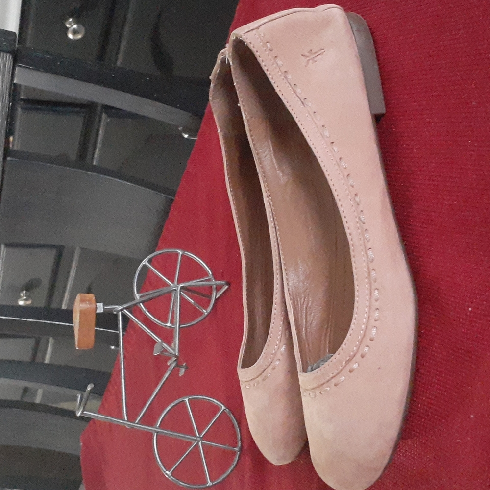 FRYE FLATS
